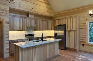1099 Lauren Ln, West Jefferson, NC 28694 - Photo 15