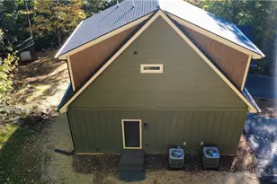 1099 Lauren Ln, West Jefferson, NC 28694 - Photo 7