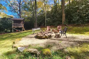 643 Joe Hartley Rd, Linville, NC 28646 - Photo 33