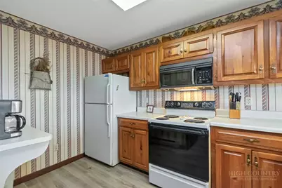 170 Crest View Lane #200-F, Sugar Mountain, NC 28604 - Photo 13
