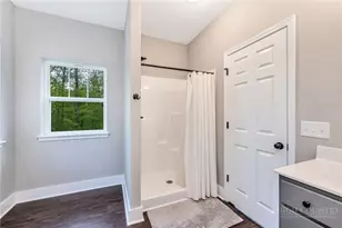116 Huntsman Ct, Laurel Springs, NC 28644 - Photo 29