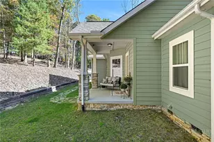 116 Huntsman Ct, Laurel Springs, NC 28644 - Photo 3