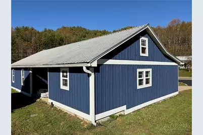 887 Slabtown Road, Zionville, NC 28698 - Photo 3