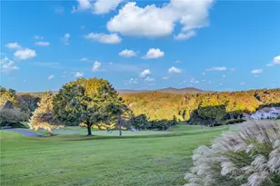 57 Club Villa Dr, Roaring Gap, NC 28668 - Photo 5