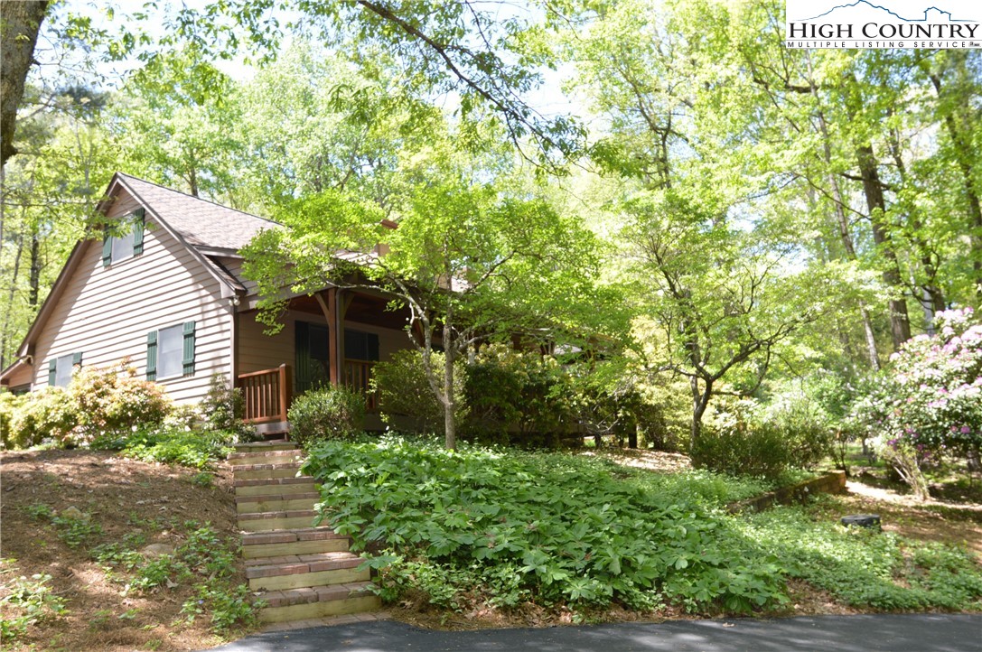 112 Valley Vista, Roaring Gap, NC 28668 MLS 240195 Coldwell Banker