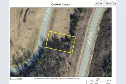 405 SE Huntington Woods Street, Lenoir, NC 28645 - Photo 1