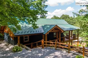 31 Larkspur Rd, Newland, NC 28657 - Photo 1