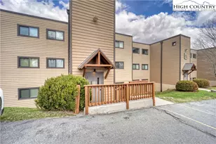 105 Sugar Ski Dr, Sugar Mountain, NC 28604 - Photo 1