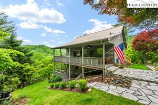 306 S Turkey Ridge Rd, Lansing, NC 28643 - Photo 1