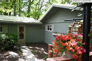 220 Skyline Rd, West Jefferson, NC 28694 - Photo 1