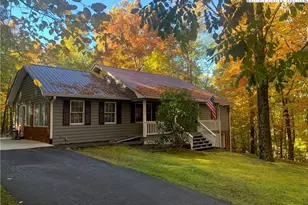 214 Candle St, West Jefferson, NC 28694 - Photo 1