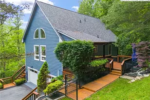 190 Liberty Hill Rd, Vilas, NC 28692 - Photo 1