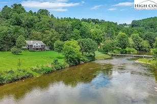 492 Beau Rivage Dr, Crumpler, NC 28617 - Photo 1