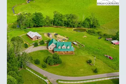 369 Maple Avenue, West Jefferson, NC 28694 - Photo 1