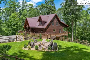 180 Raccoon Rdg, Lansing, NC 28643 - Photo 1