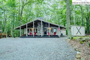 821 Pine Ridge Rd, Beech Mountain, NC 28604 - Photo 1