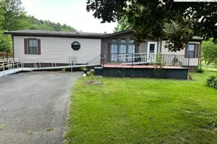 32 Stoneacres Ln, Independence, VA 24348 - Photo 1