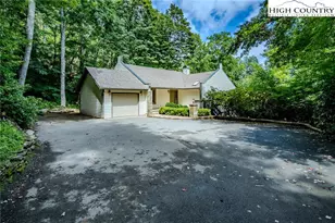 302 Water Ct Ln, Linville, NC 28646 - Photo 1