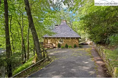 1239 Dogwood, Boone, NC 28607 - Photo 1