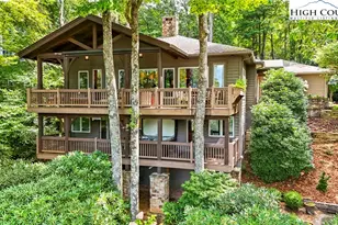 372 Wonderland Woods Dr, Blowing Rock, NC 28605 - Photo 1