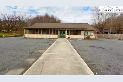 1008 S Jefferson Avenue, West Jefferson, NC 28694 - Photo 1