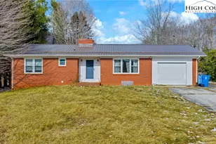 316 W Main St, Jefferson, NC 28640 - Photo 1