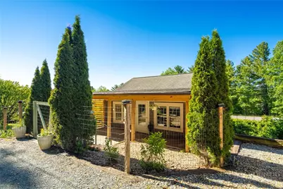 279 Green Street, Blowing Rock, NC 28605 - Photo 1