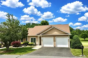 114 E Meadow Dr, Jefferson, NC 28640 - Photo 1