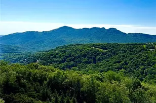 303 Sugar Top Dr, Sugar Mountain, NC 28604 - Photo 1