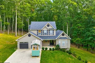 389 Highland Dr, Sparta, NC 28675 - Photo 1