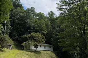 2744 Big Horse Creek Rd, Lansing, NC 28643 - Photo 1