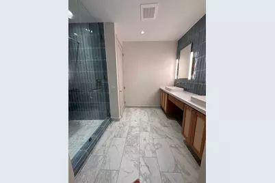 82 Island Drive #8204, Horseshoe Bay, TX 78657 - Photo 7