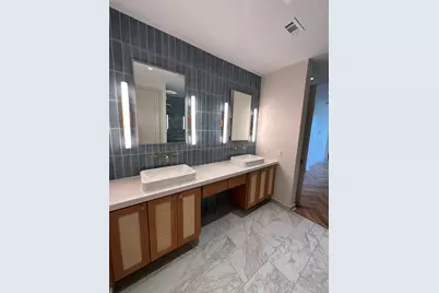 82 Island Drive #8204, Horseshoe Bay, TX 78657 - Photo 9