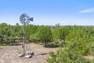 175 Scenic Ridge Dr, Spicewood, TX 78669 - Photo 21