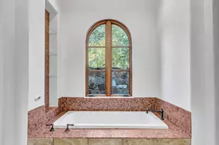 102 Alameda, Horseshoe Bay, TX 78657 - Photo 9