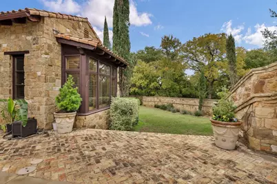 102 Alameda, Horseshoe Bay, TX 78657 - Photo 27