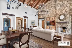 102 Alameda, Horseshoe Bay, TX 78657 - Photo 3