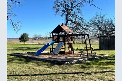 107 N Greenwood, Buchanan Dam, TX 78609 - Photo 23