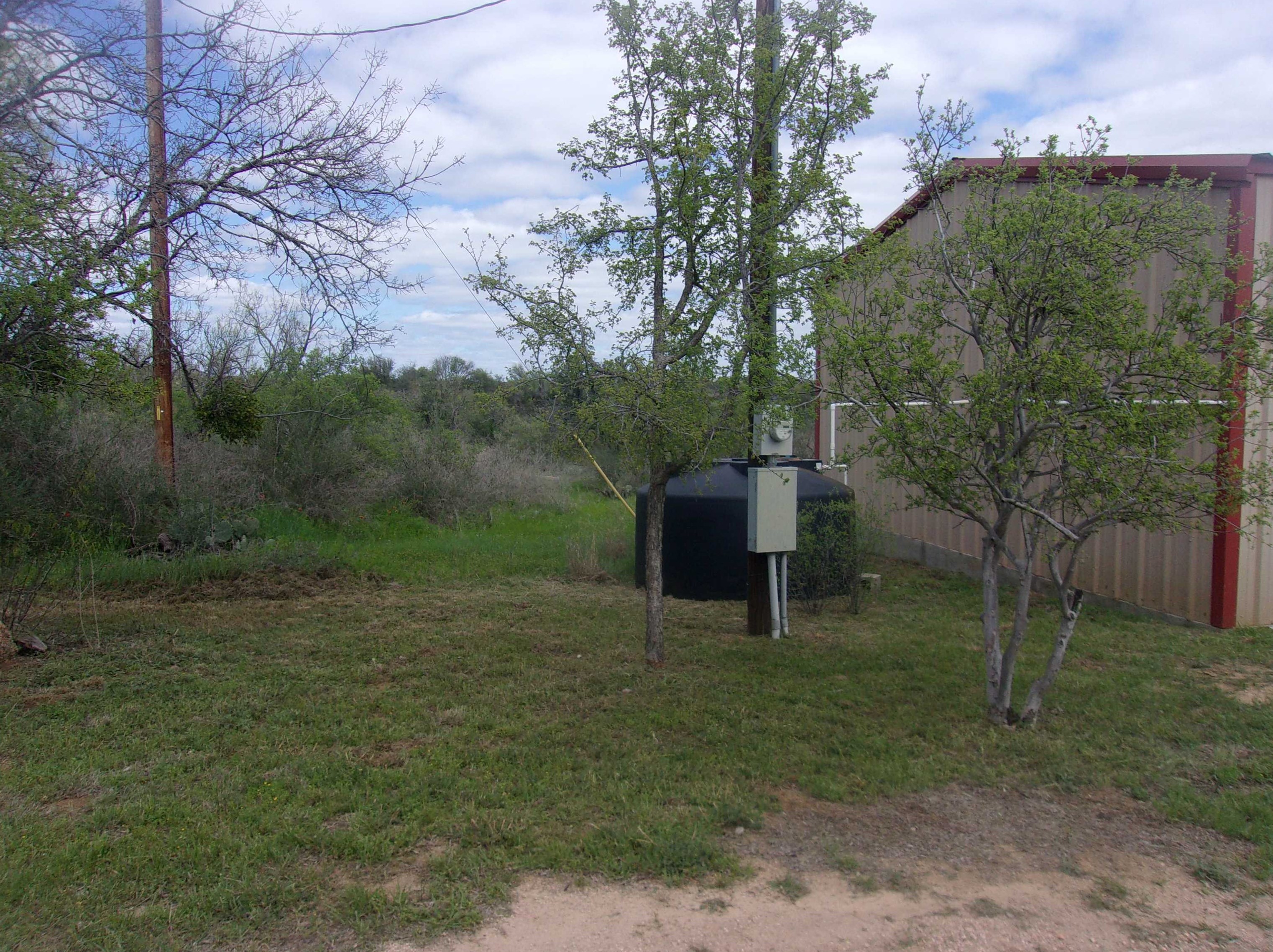 117 Oak Mountain Cir, Sunrise Beach TX  78643-9558 exterior