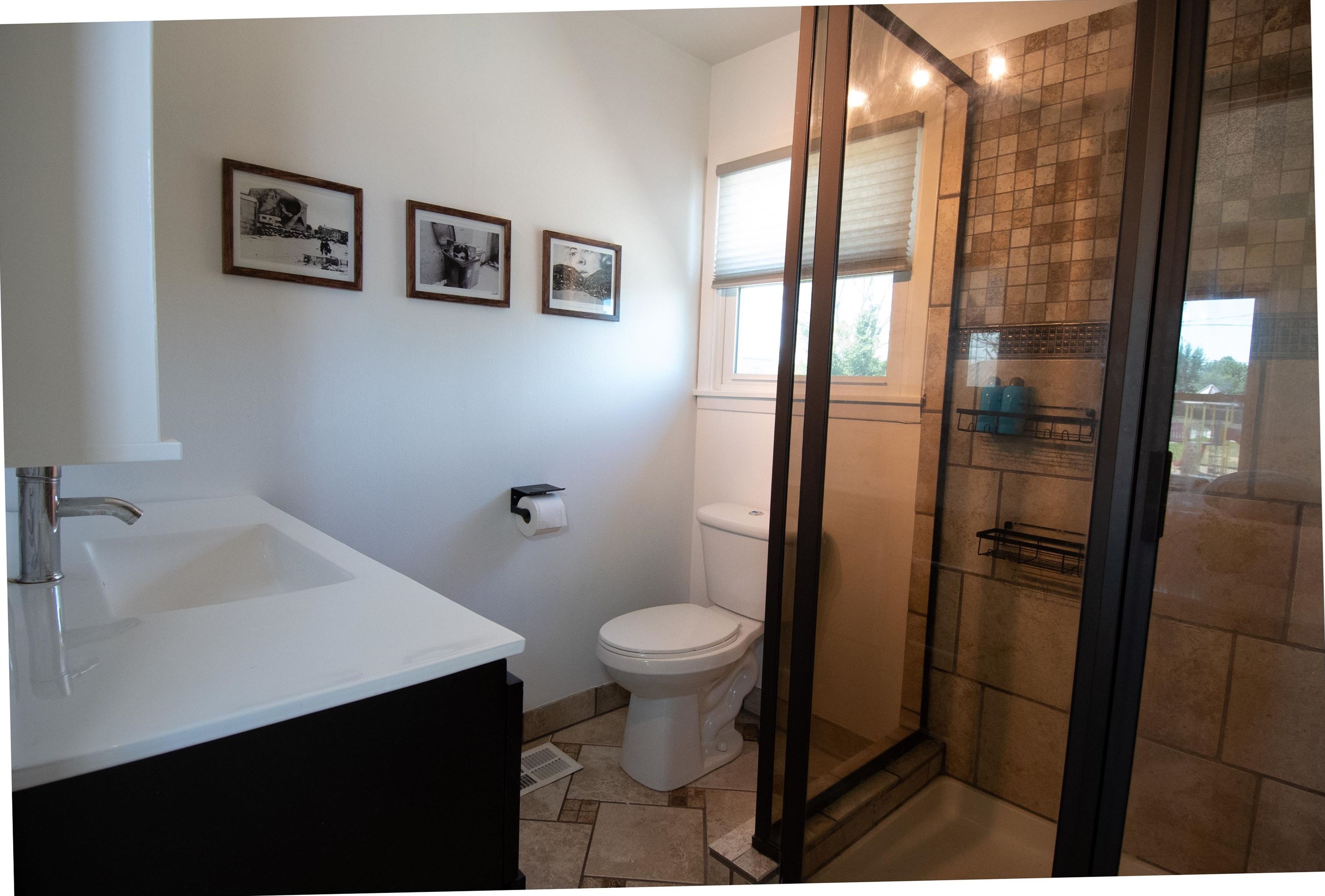 1709 Oatman St, Sunrise Beach TX  78643-2728 exterior