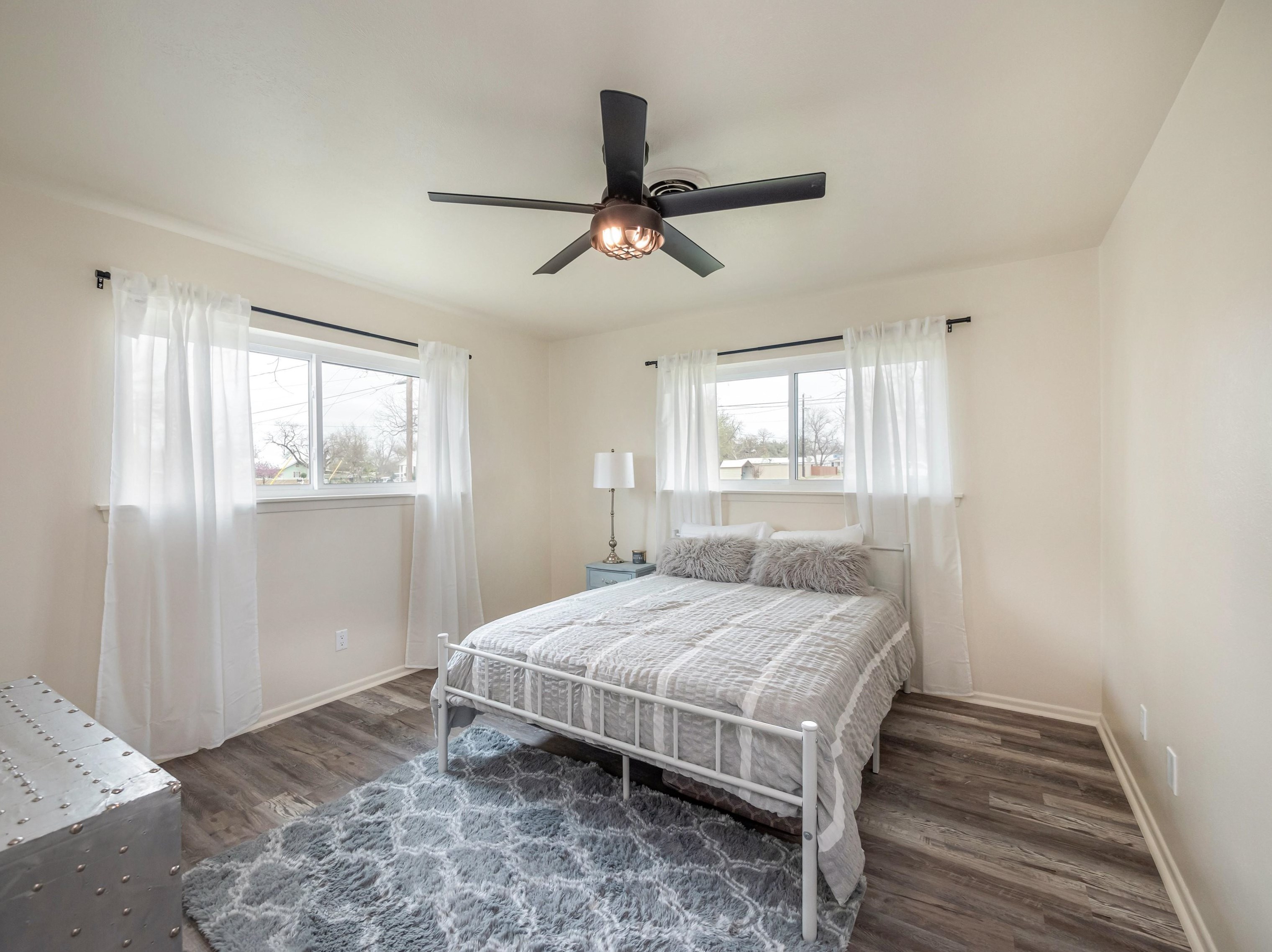 1107 Sandstone St, Sunrise Beach TX  78643-2426 exterior