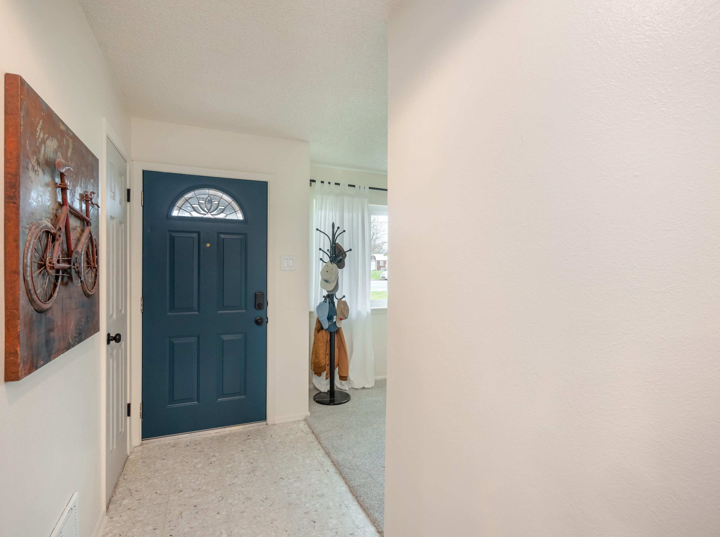 1107 Sandstone St, Sunrise Beach TX  78643-2426 exterior