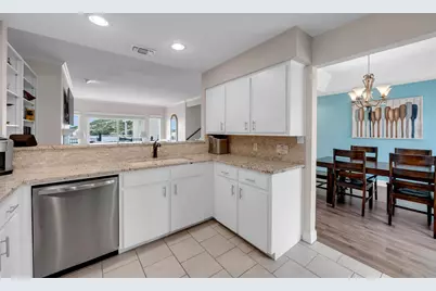 415 N Horseshoe Bay Boulevard, Horseshoe Bay, TX 78657 - Photo 13