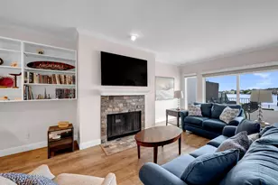 415 N Horseshoe Bay Blvd, Horseshoe Bay, TX 78657 - Photo 9