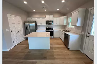 848 Driftwood Lane, Cottonwood Shores, TX 78657 - Photo 3