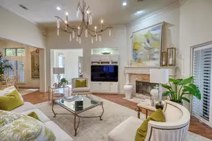 104 Mason Ct, Horseshoe Bay, TX 78657 - Photo 3