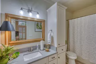 104 Mason Ct, Horseshoe Bay, TX 78657 - Photo 17