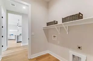 111 S Draper Ln, Bertram, TX 78605 - Photo 23