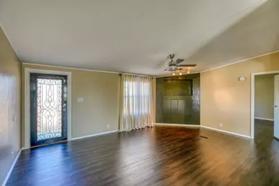 1108 Ashley, Llano, TX 78643 - Photo 5