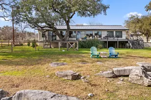 1204 Los Escondidos St, Marble Falls, TX 78654 - Photo 27